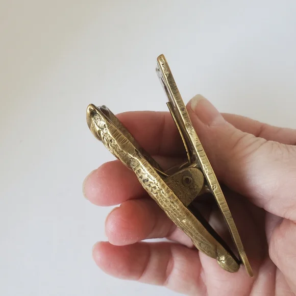 Vintage Brass Owl Memo Holder Paper Clip Office Helper 🦉 - Picture 5 of 8